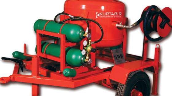 250 Lt. Köpüklü Yangın Söndürme Aracı